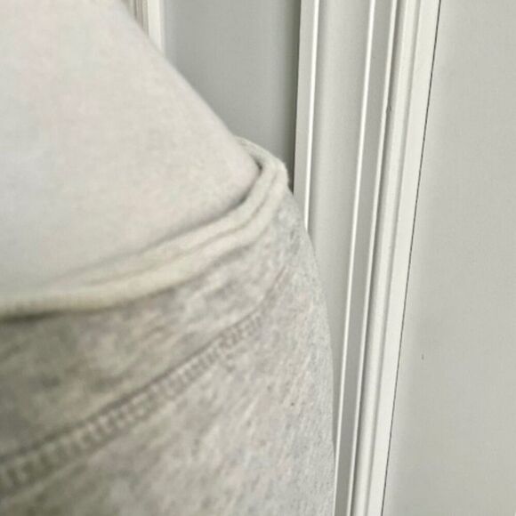 Sanctuary Gray Raw Edge Laced Front Sweatshirt Size Large - Picture 4 of 6